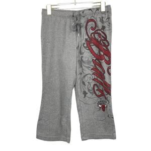 NBA 4Her by UNK Chicago Bulls Capri Sweatpants L Drawstring Waist Womens Gray